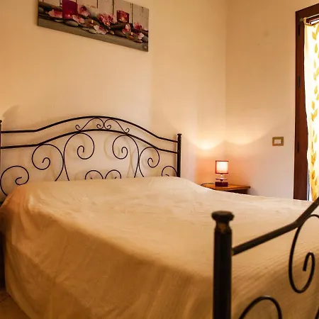Casa Vacanze A Centro - Lef01 Apartment *